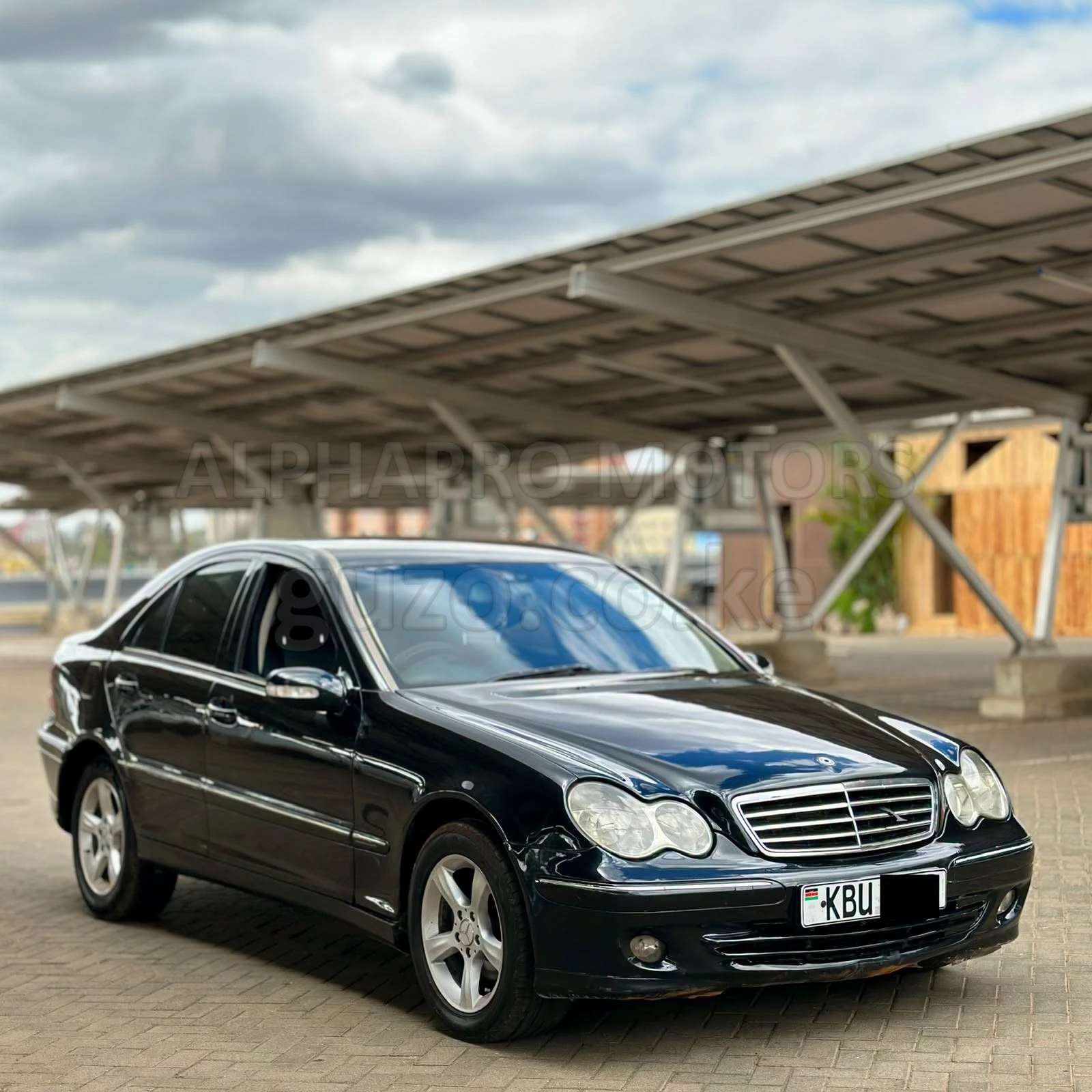 Mercedes-Benz C180 2006 for Sale in Nairobi
