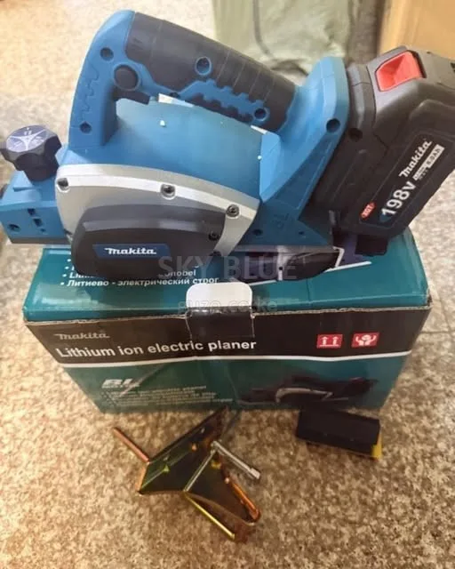 Makita CORDLESS ELECTRIC PLANER - Hand tools Nairobi